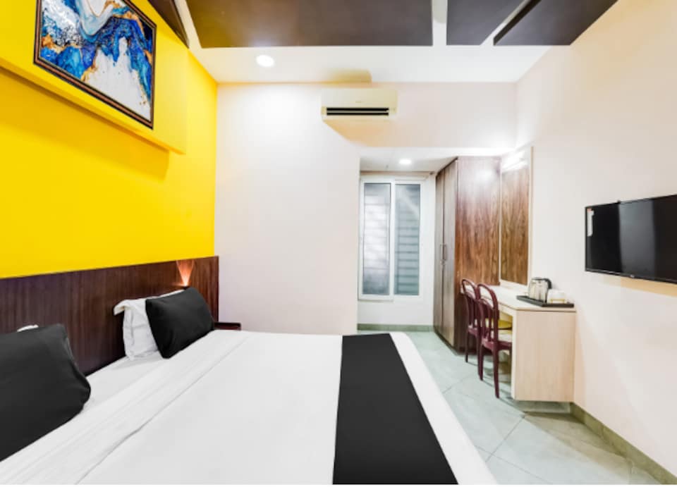 Collection O Salt Lake View Formerly Dhana Residency, OMR Chennai, Chennai