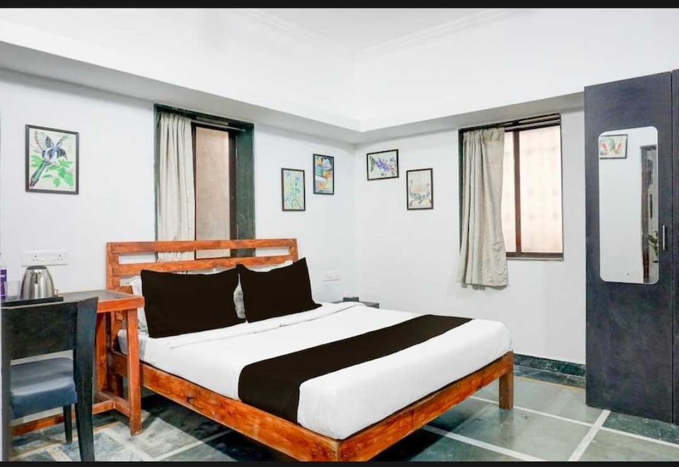 Hotel O Dehu Pune, Pimpri Pune, Pune