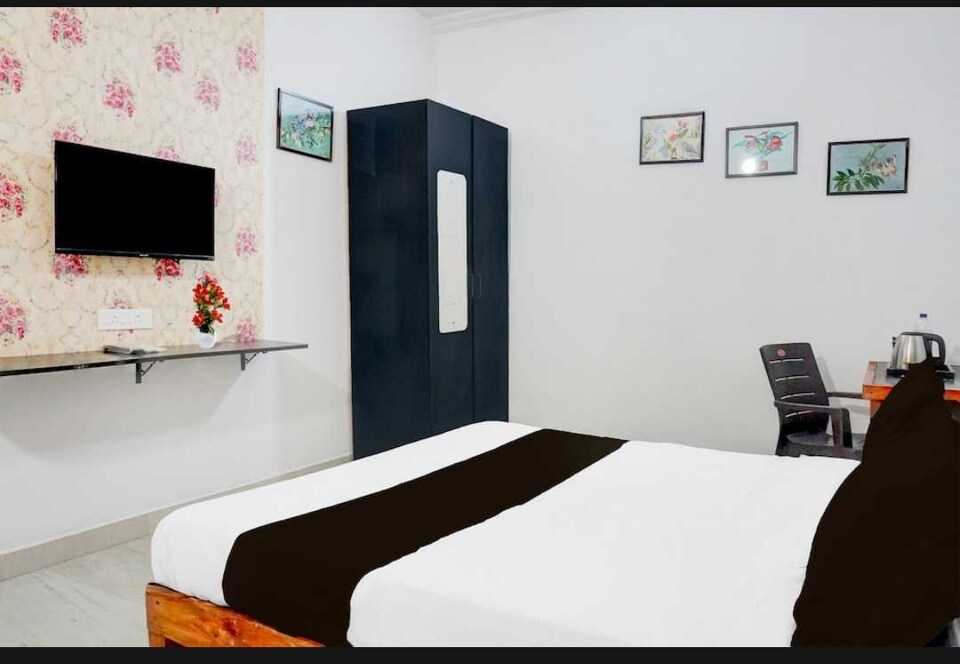 Hotel O Dehu Pune, Pimpri Pune, Pune