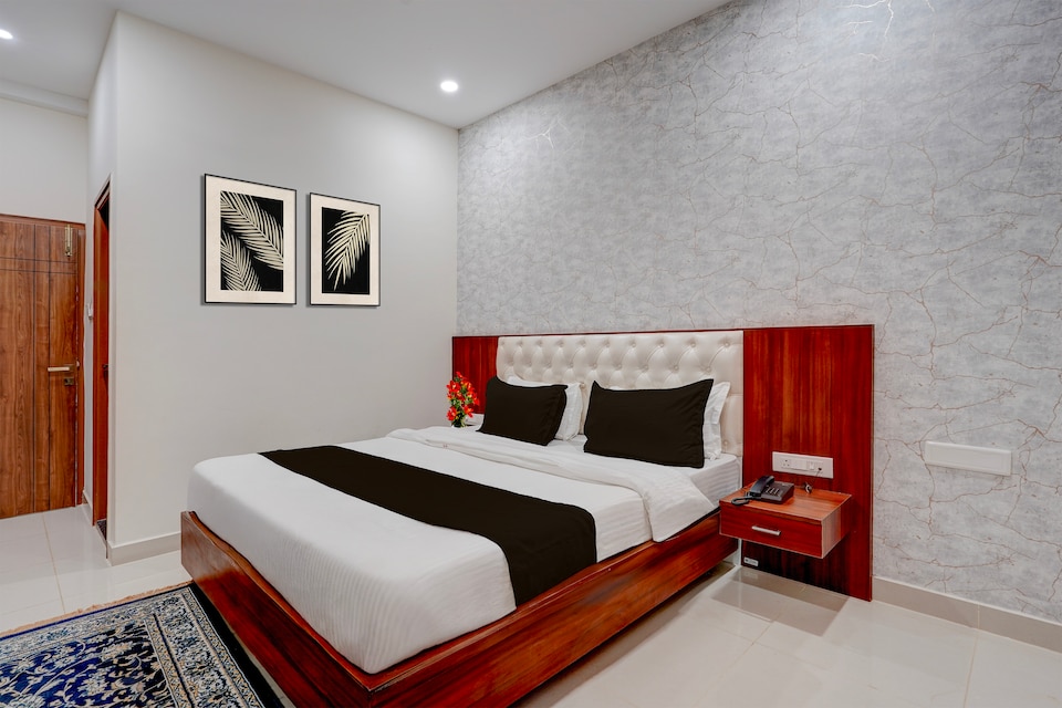 Townhouse Neotown Crossway Formerly Lakewood Gardenia, Electronic City Phase 1 Bangalore, Bangalore