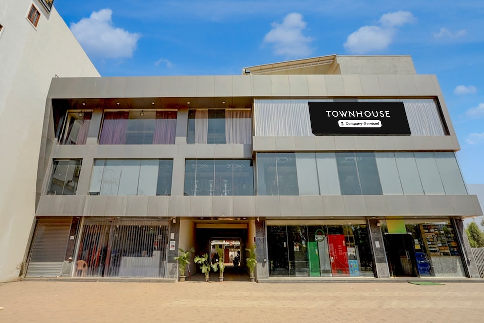 Townhouse Neotown Crossway Formerly Lakewood Gardenia, Electronic City Phase 1 Bangalore, Bangalore