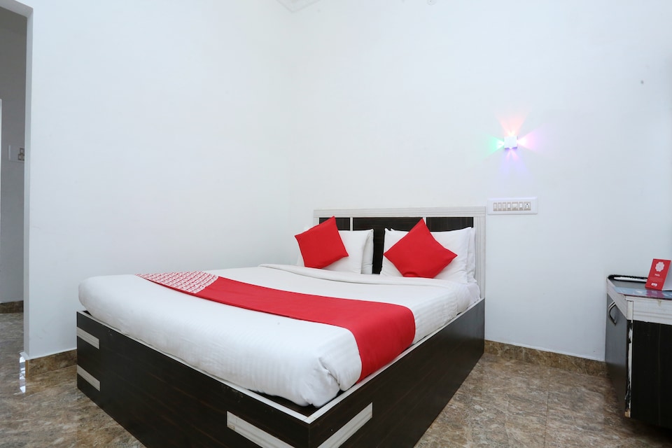 OYO 13792 Blue Bell Holiday Inn, Hospital Road Yercaud, Yercaud