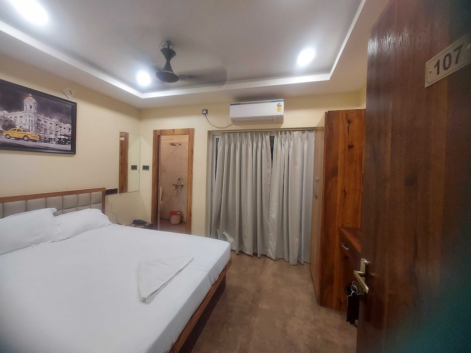 Townhouse Patipukur Railway Station Formerly Anushka Guest House, VIP Road Kolkata, Kolkata