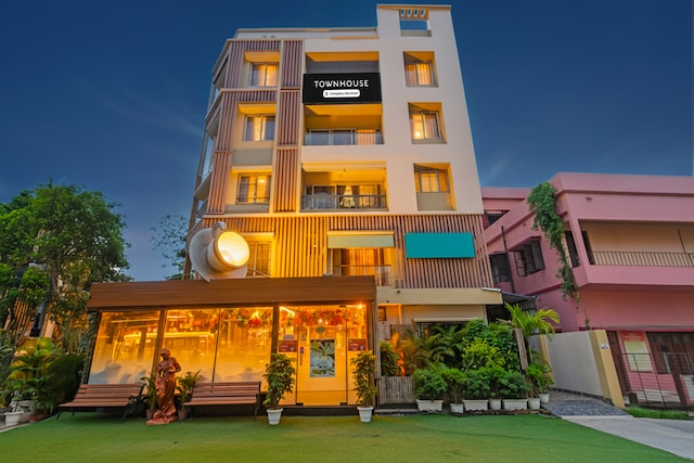 Super Townhouse Kolkata Railway Station Formerly Anushka Residency