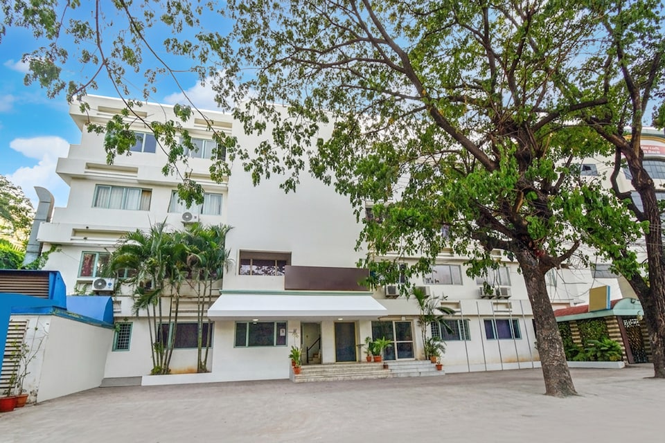 Hotel O RAGA GRAND HOTEL, Begumpet, Hyderabad