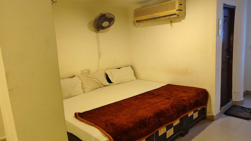 Hotel O RAGA GRAND HOTEL, Begumpet, Hyderabad