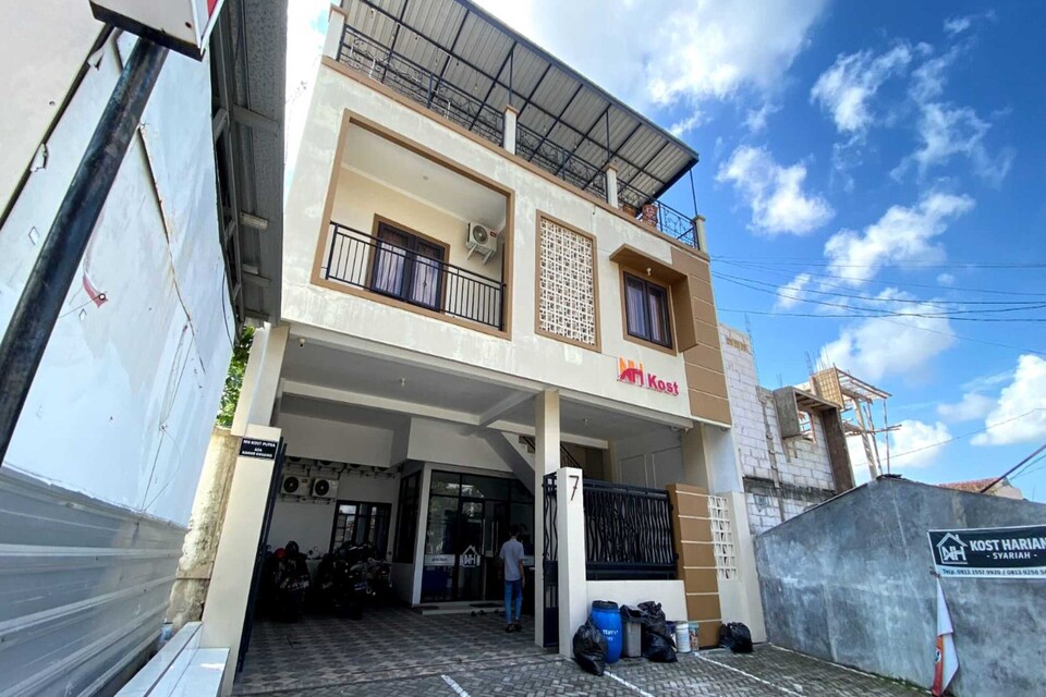 OYO 95180 Enshe Guest House Syariah , Semarang, Semarang