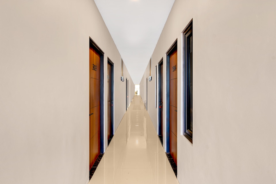 OYO 95180 Enshe Guest House Syariah , Semarang, Semarang