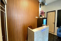 OYO 95180 Enshe Guest House Syariah 