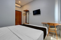 OYO 95180 Enshe Guest House Syariah 
