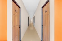 OYO 95180 Enshe Guest House Syariah 