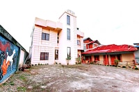 Hotel O near Monument Historique Berastagi formerly Serdika Paviliun