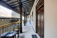 Hotel O near Kampung Batik Kauman formerly Chakra Homestay