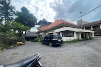 Hotel O near Kampung Batik Kauman formerly Chakra Homestay