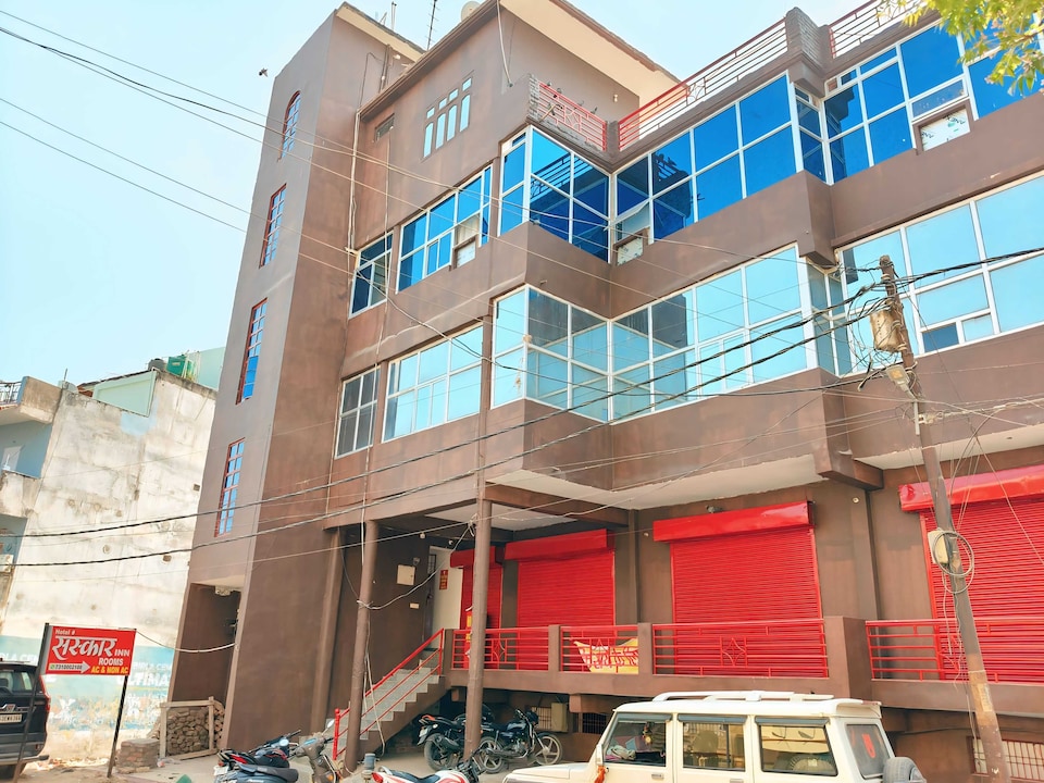 SPOT ON Hotel Sanskar Inn , Golghar, Gorakhpur