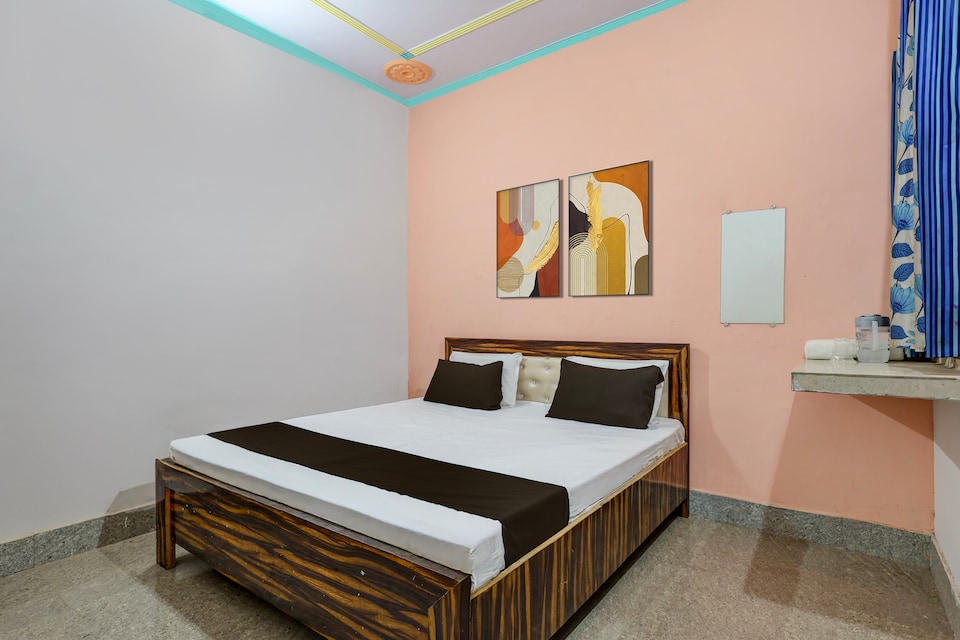 OYO 843539 Dayalu Dham Guest House, Iskcon Vrindavan, Vrindavan