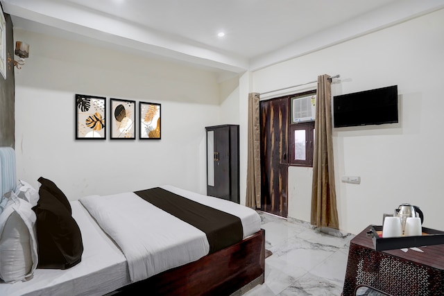 Super Hotel O Gaur City Centre Noida Formerly Dreamland Residency