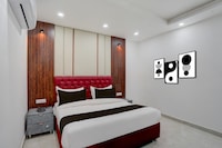 Hotel O royal palace