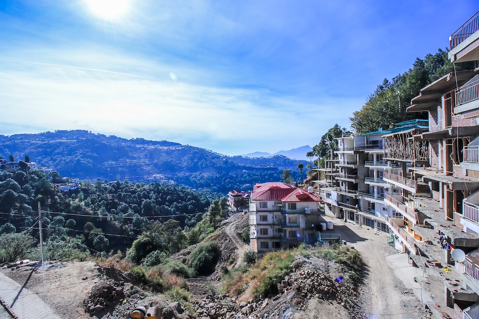 OYO Home Cozy1bhk, Kasauli, कसौली