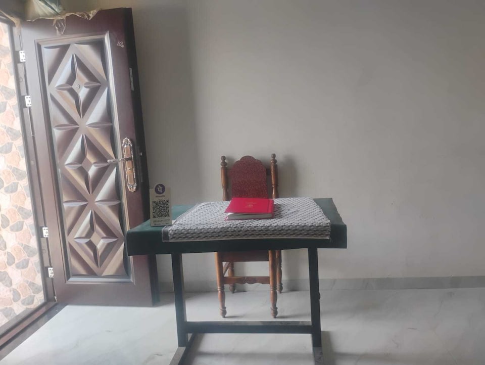 OYO 843553 Savita Shailesh meshram, Bus Stand Nagpur, Nagpur