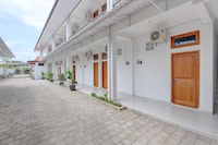 Hotel O Syariah near Plaza Ambarrukmo Yogyakarta formerly Teratai Inn