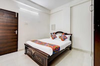 Hotel O SRINIVASA HOTEL LUXURY ROOMS 