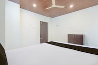 Hotel O SRINIVASA HOTEL LUXURY ROOMS 