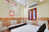Hotel O Shreehari Niwas