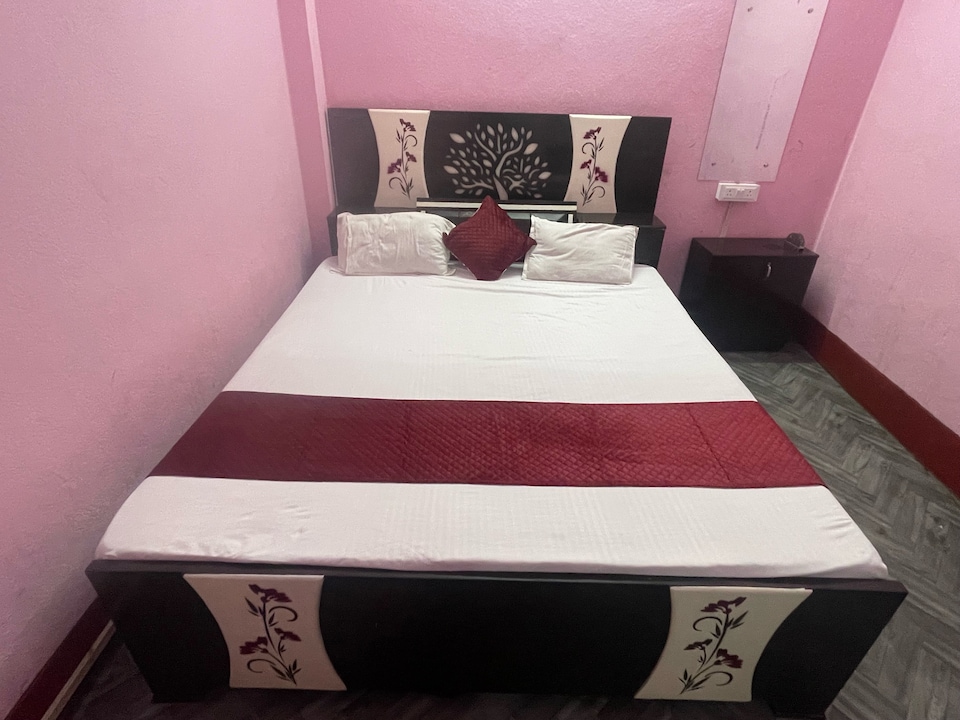 OYO 843568 HOTEL BLUE MOON, Nawada, Nawada