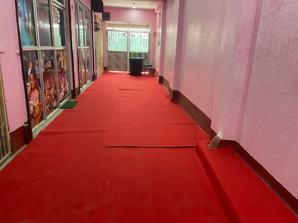 OYO 843568 HOTEL BLUE MOON, Nawada, Nawada