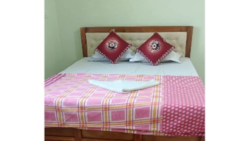OYO 843570 Luxury lodge, Belgaum, Belgaum