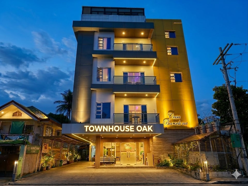 Townhouse Oak Casa Barcelona , Iloilo City, Iloilo