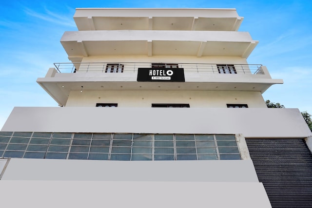 Super Hotel O Rukanpura Patna Formerly JC Menka Banquet Hall