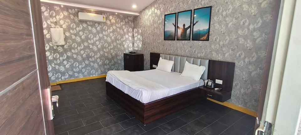 Hotel O Atithi , MP Nagar Bhopal, Bhopal