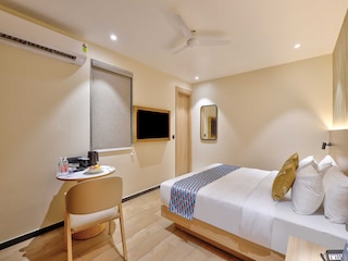 Palette Hotel & Convention Centre, Millennium City Gurugram
