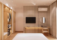 Palette Hotel & Convention Centre, Millennium City Gurugram