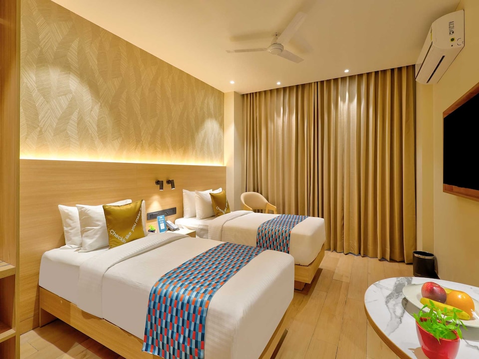 Palette Convention Hotel, Millennium City Gurugram Near Medanta, Medanta, Gurgaon