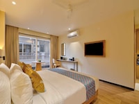 Palette Convention Hotel, Millennium City Gurugram