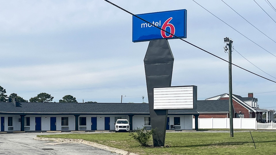 Motel 6 Williamston, NC – Highway 17, C27817, Williamston NC