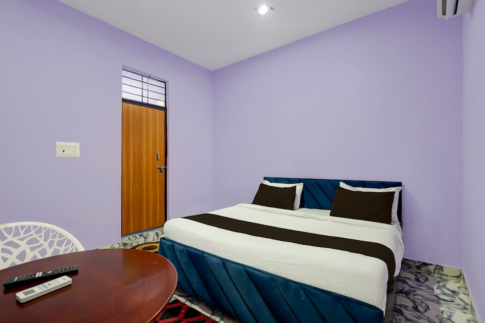 Hotel O Guru Residency , Faridabad, Faridabad