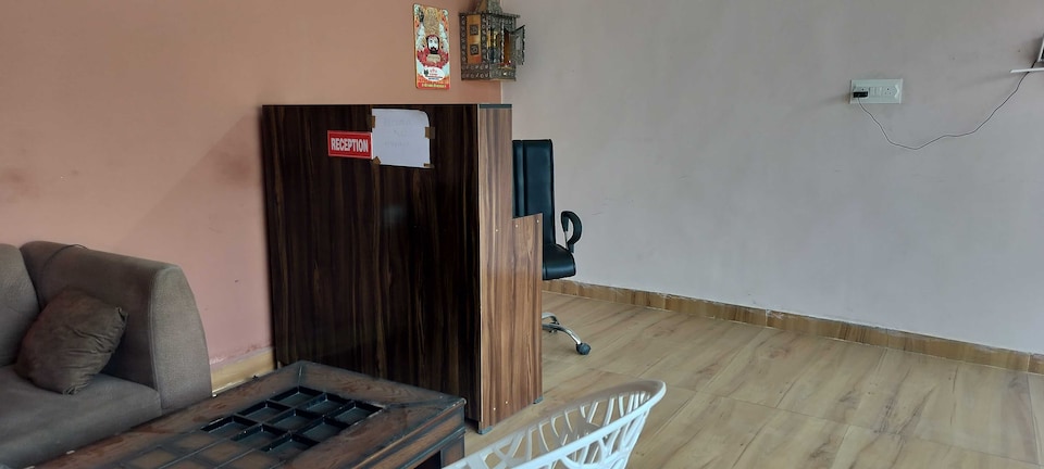 Hotel O Guru Residency , Faridabad, Faridabad