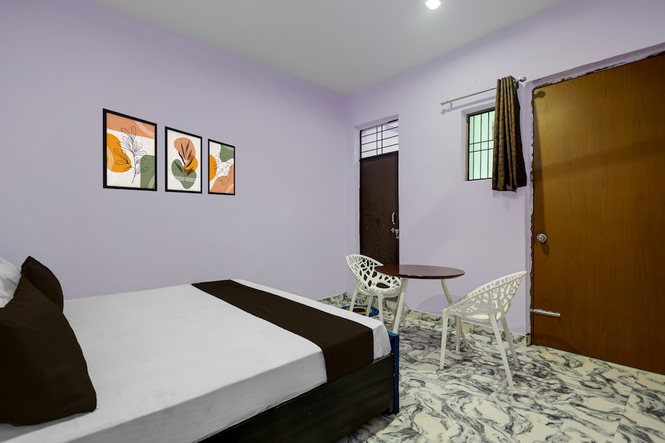 Hotel O Guru Residency , Faridabad, Faridabad