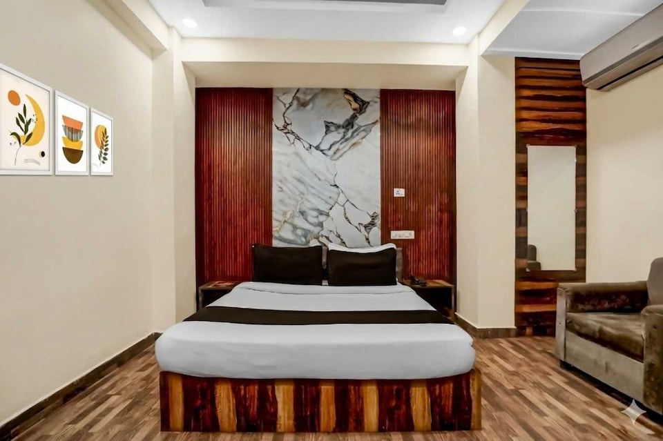 Townhouse IGIMS Patna Bailey Road Formerly Tribhuban Palace, Boring Road Patna, Patna