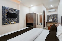 OYO Townhouse Oak Fazalganj Formerly RR Grand