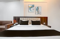 OYO Townhouse Oak Fazalganj Formerly RR Grand