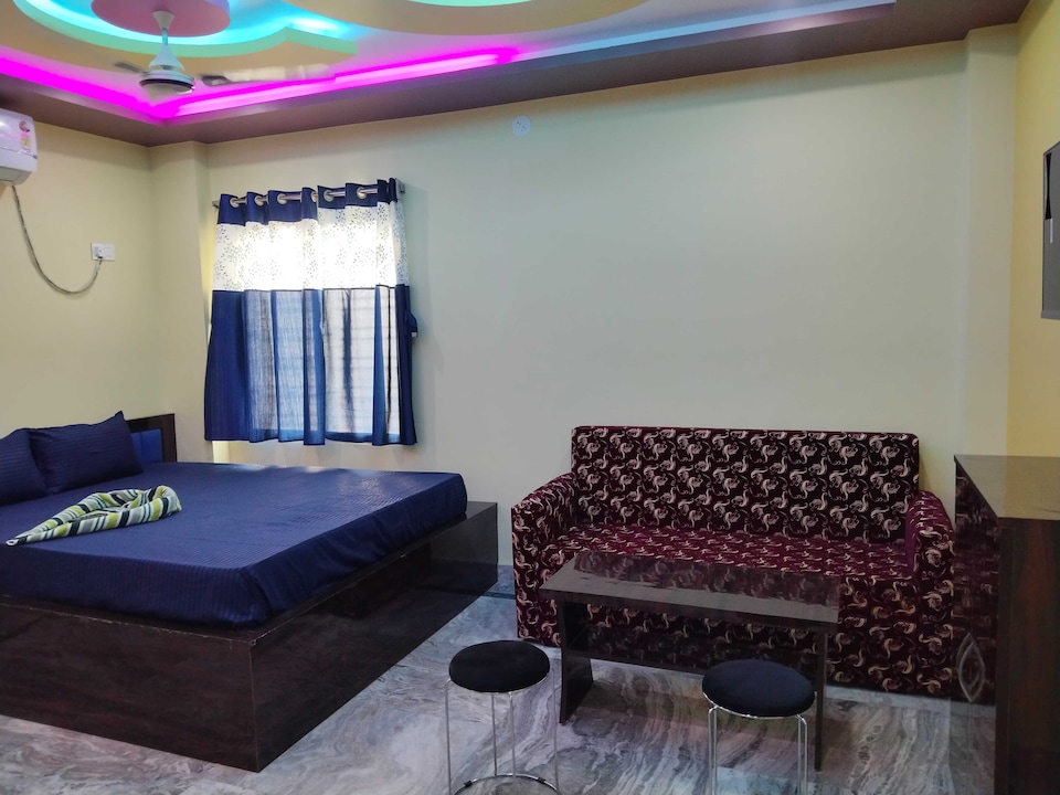 Hotel O SWEET DREAM, VIP Road Kolkata, Kolkata