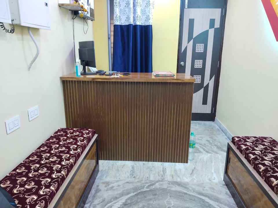 Hotel O SWEET DREAM, VIP Road Kolkata, Kolkata