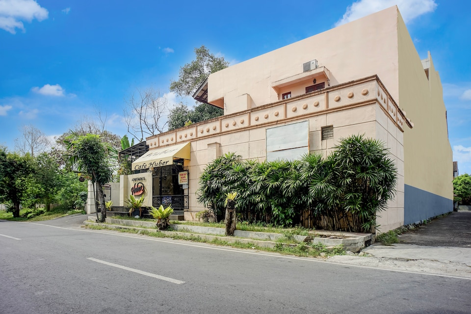 Dancenter Huber Apartment, Medan, Medan