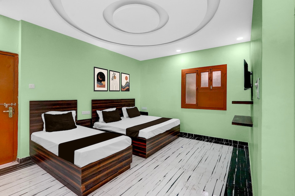 Hotel O City Guest House , Golghar, Gorakhpur