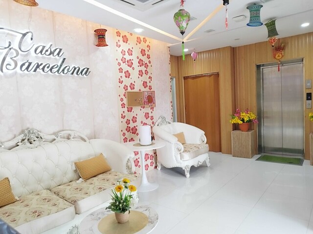 Casa Baracelona Building 